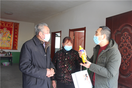 安康市中心血站深入幫扶村開(kāi)展疫情防控工作