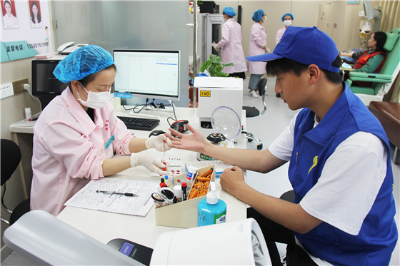 我為群眾辦實事 || 安康市高新區(qū)萬達(dá)愛心獻血屋正式投入使用