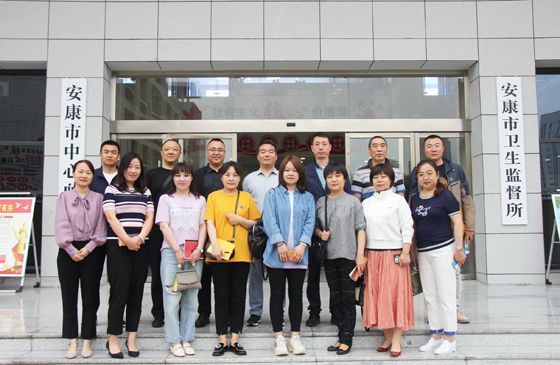 榆林市中心血站一行來我站參觀交流