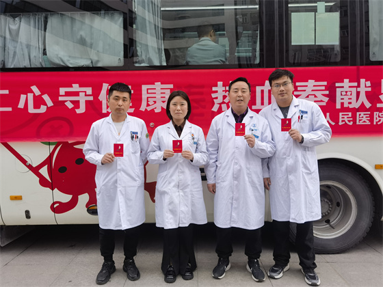 一“臂”之力，踐行醫(yī)者擔當——安康市中心血站聯(lián)合漢濱區(qū)第三人民醫(yī)院開展無償獻血活動